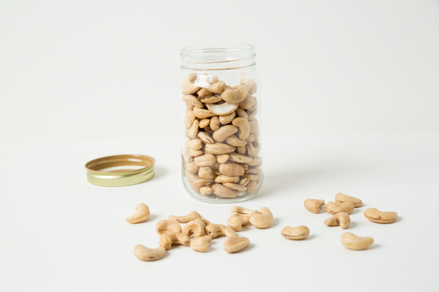 Pretty Little Shoppers Blog - Sprouted Crispy Cashew Nuts