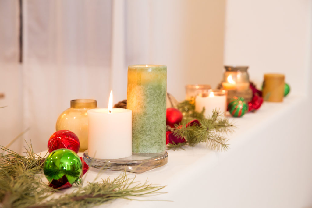 How to Deck the Halls Without Breaking the Bank - Pretty Little Shoppers Blog